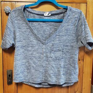 LA Hearts Knitted Cropped Short Sleeved Top. Deep V Neck. Womens Size Small